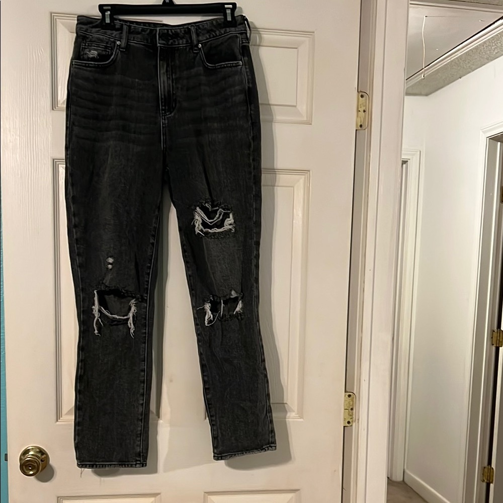 Pacsun black jeans size 28. Very clean - in great condition!